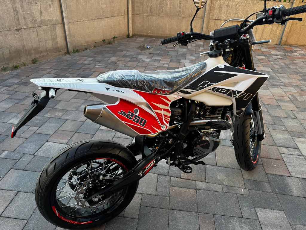 Мотоцикл KOVI JN250 MOTARD — 250 см³, 25 к.с.