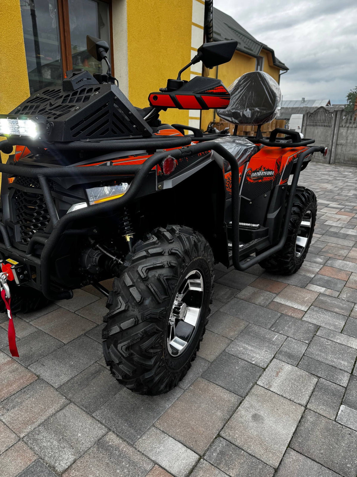Квадроцикл QUADRATERRA 300 4×4 (2026)