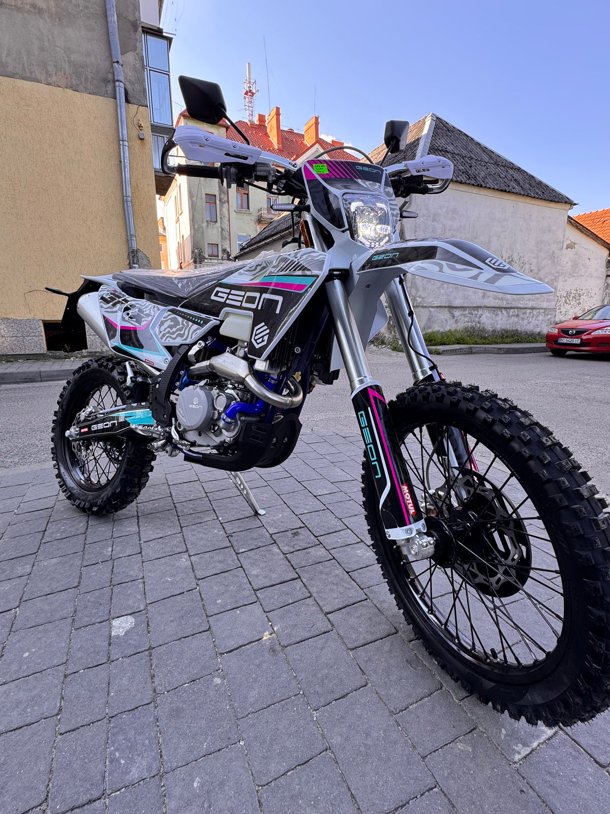 Мотоцикл ендуро GEON GNX 300 YGS K27 (2026)